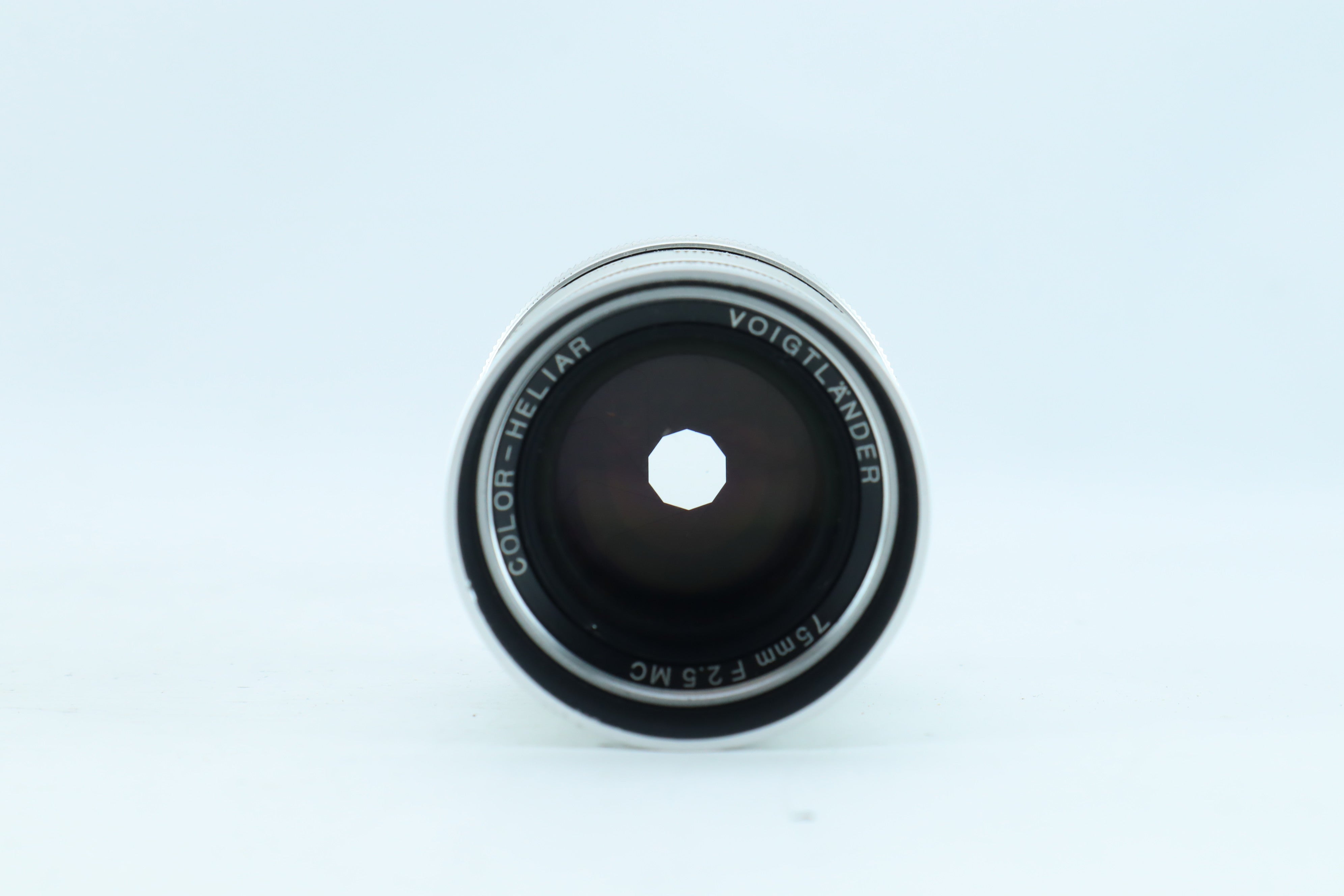Voigtlander 75mm f/2.5 Color-Heliar – Hard to Find Camera Store