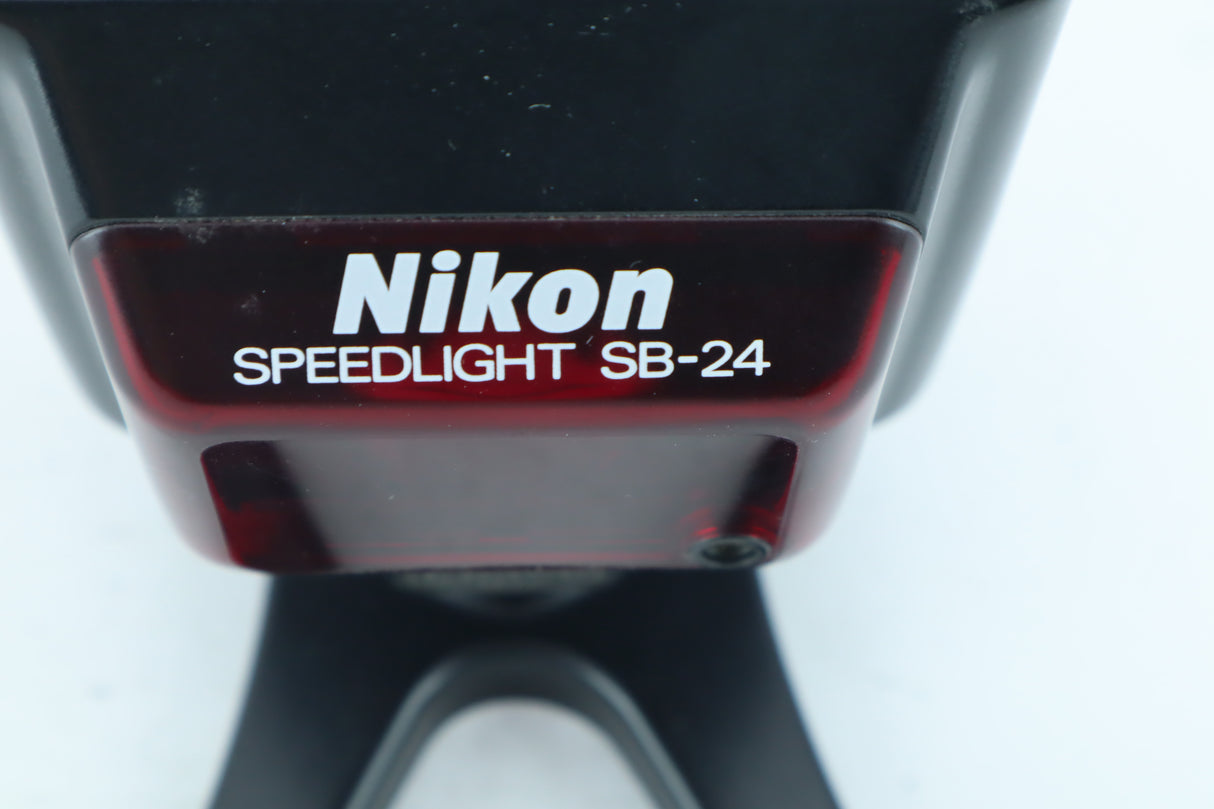 Nikon Speedlight SB-24