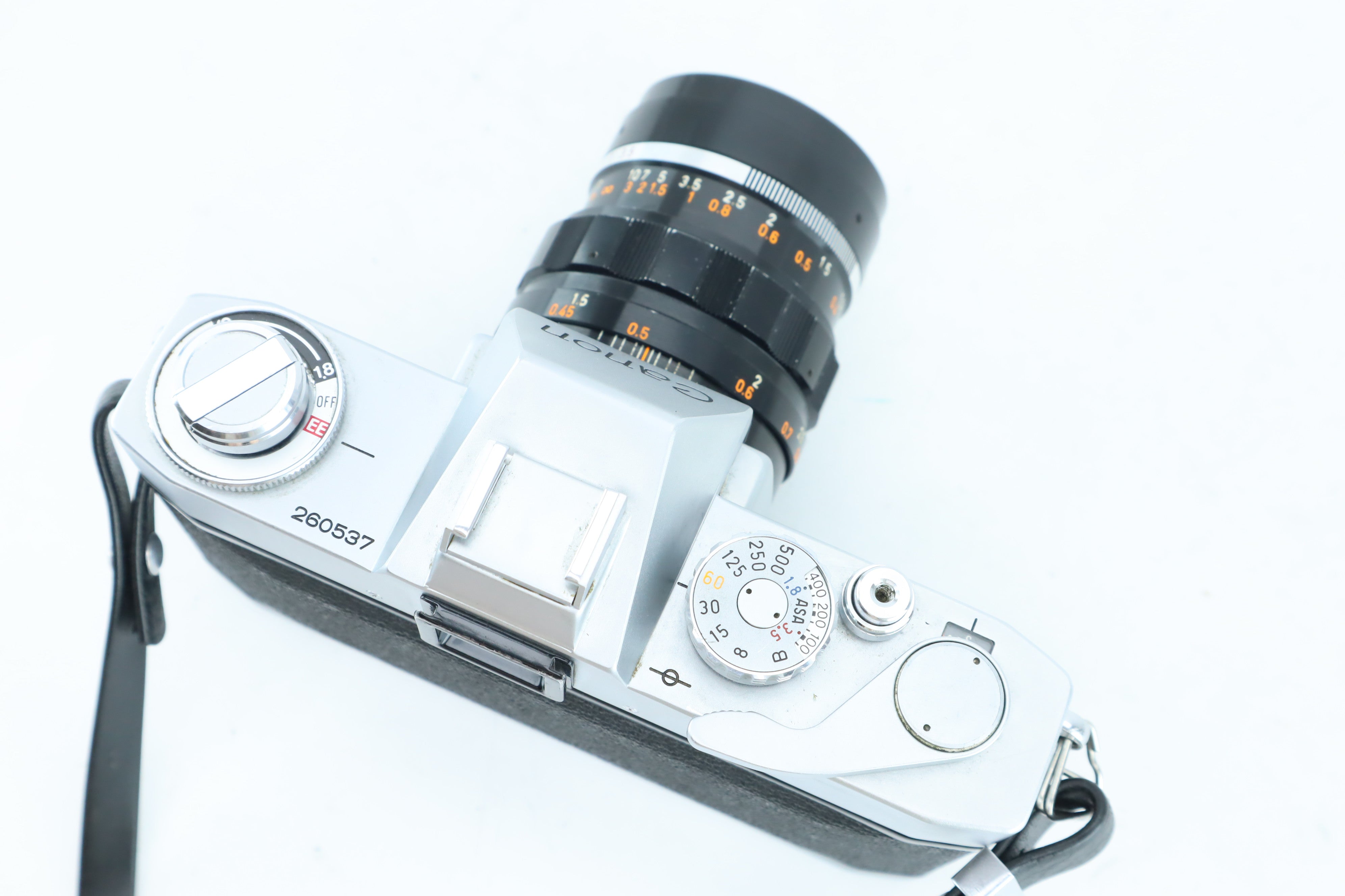 Canon EXEE + EX 35mm 3,5 – Hard to Find Camera Store