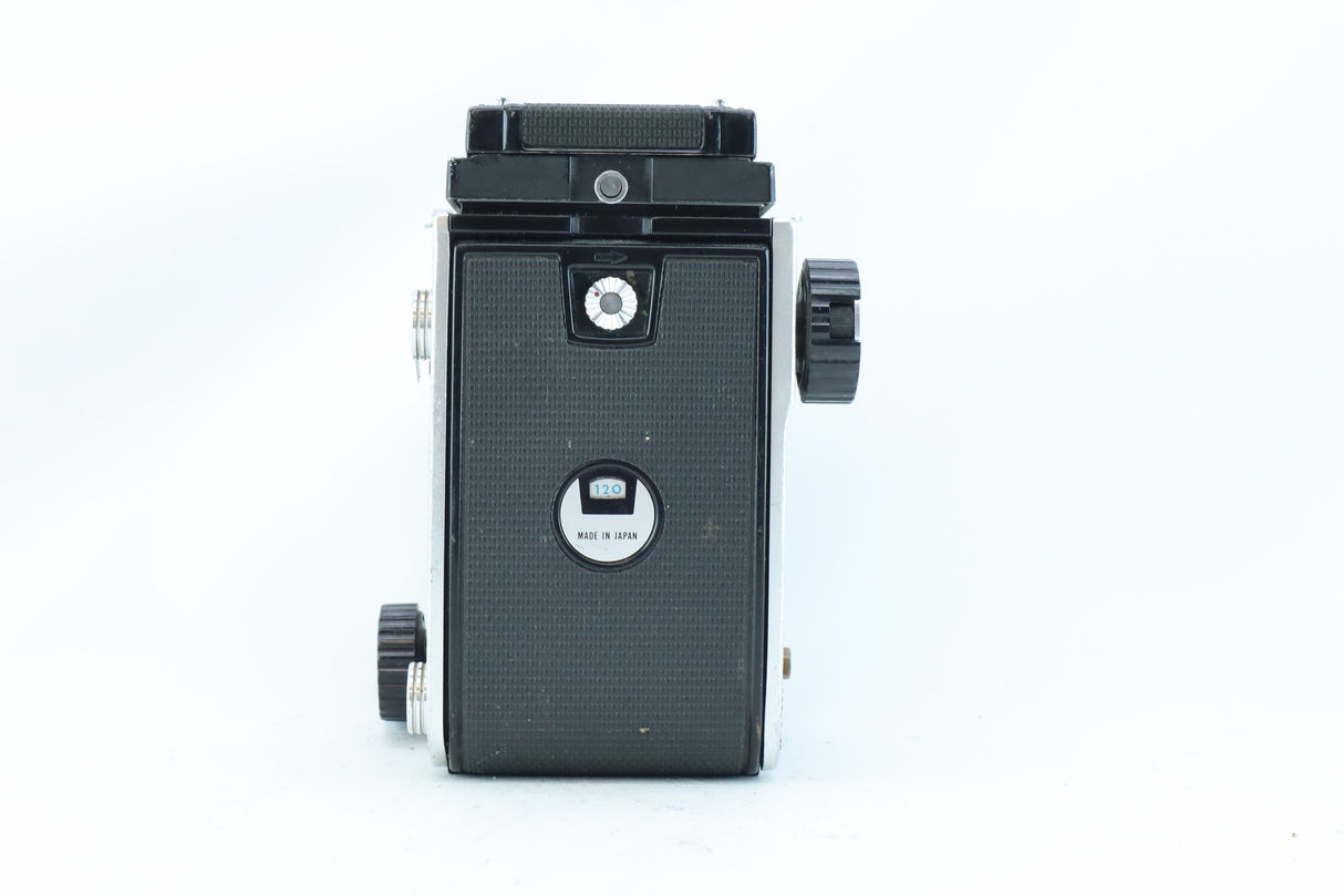 Mamiya C220 Medium Format TLR
