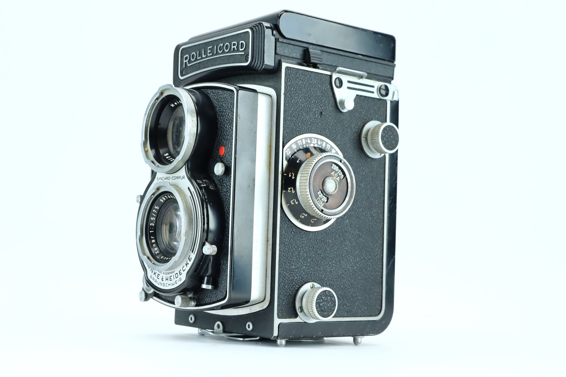 Rolleicord VB 75mm 3.5 – Hard to Find Camera Store