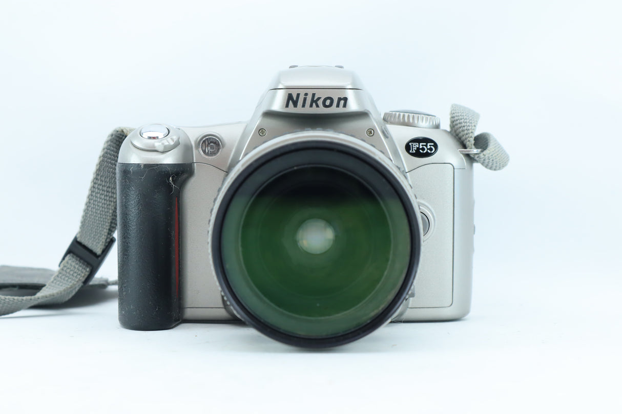 Nikon F55 35mm SLR Kit with AF Nikkor 28-80mm f/3.3-5.6