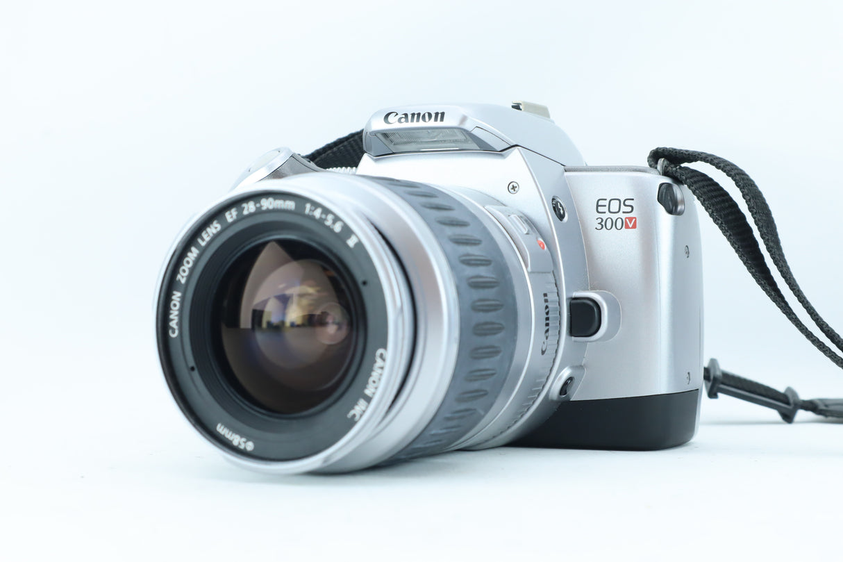 Nikon F55 35mm SLR Kit with AF Nikkor 28-80mm f/3.3-5.6