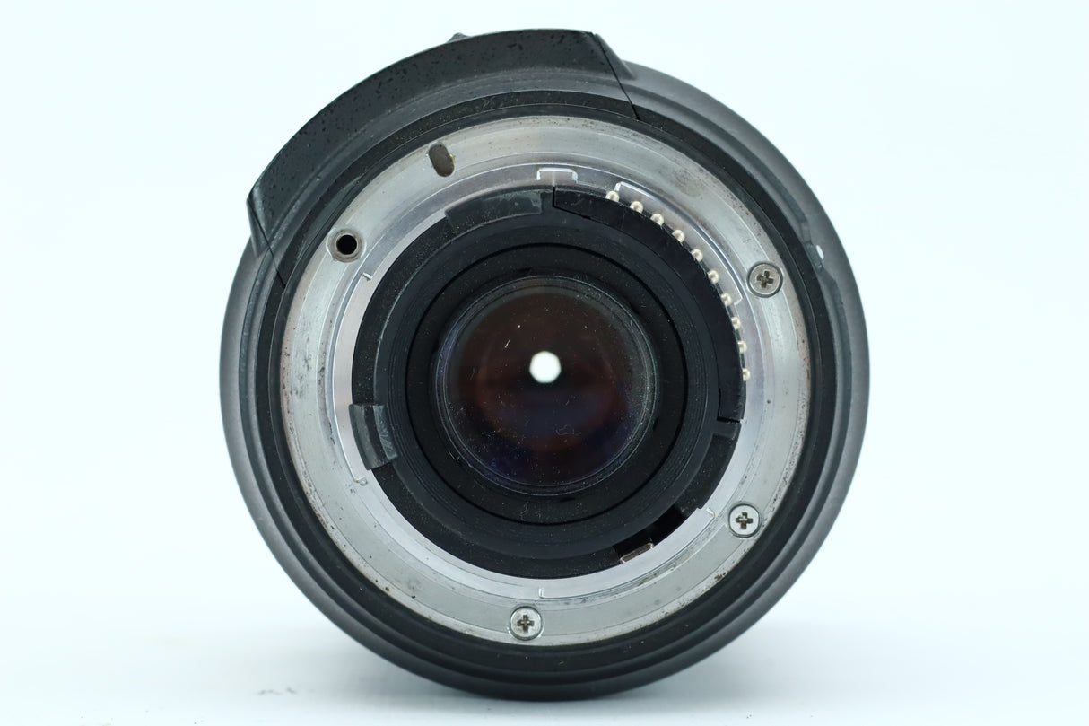 Nikon AF-S DX NIKKOR 18–200mm f/3.5–5.6G ED VR