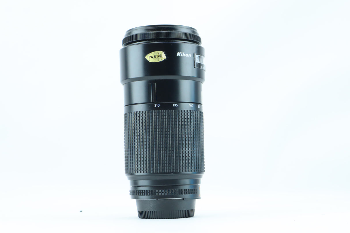 Nikon AF Nikkor 70-210mm f/4