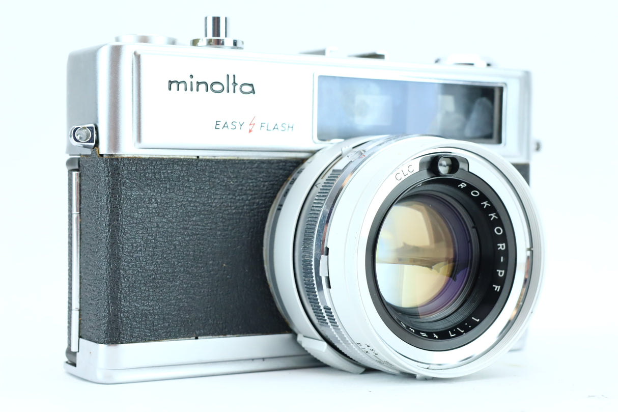 Minolta Hi-Matic 9 with Rokkor-PF 45mm f/1.7 Lens