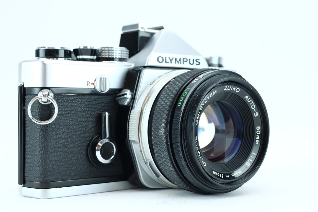 Olympus OM-1  + Zuiko Auto-S 50mm f/1.8