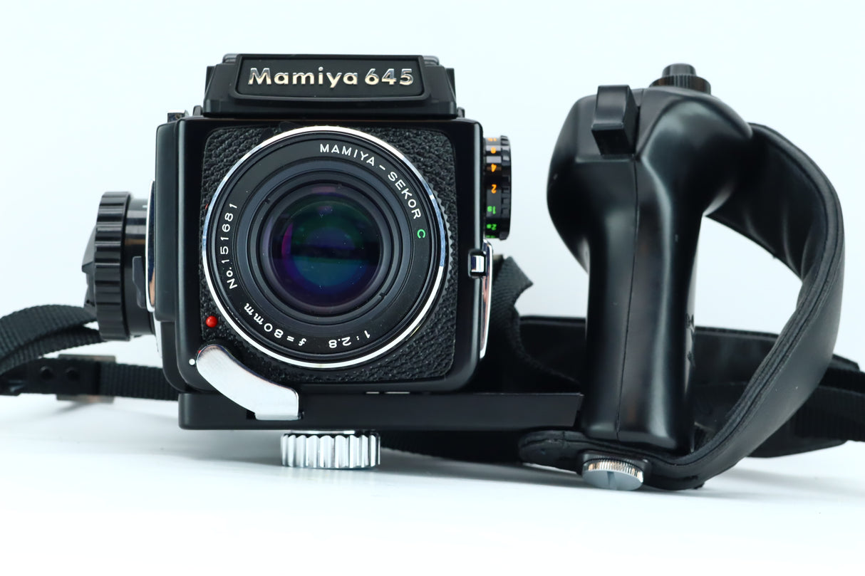 Mamiya 645+ Mamiya-Sekor C 80mm f/2.8+ Grip + Case + Original Manual