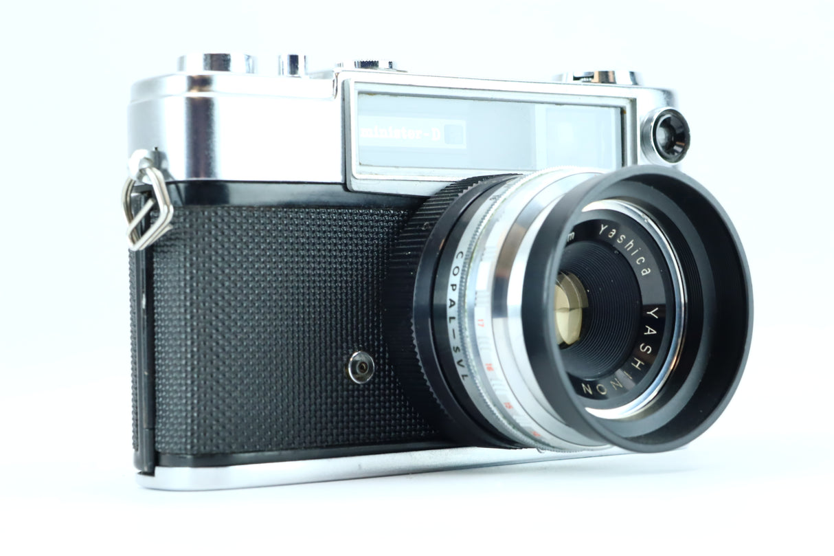 Yashica Electro 35 GS (SN: 01132811) + Color-Yashinon DX 45mm f/1.7