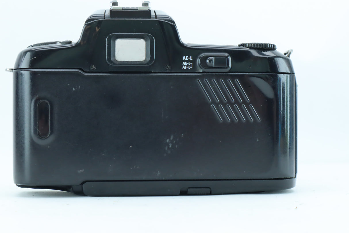 Nikon F-601 35mm SLR