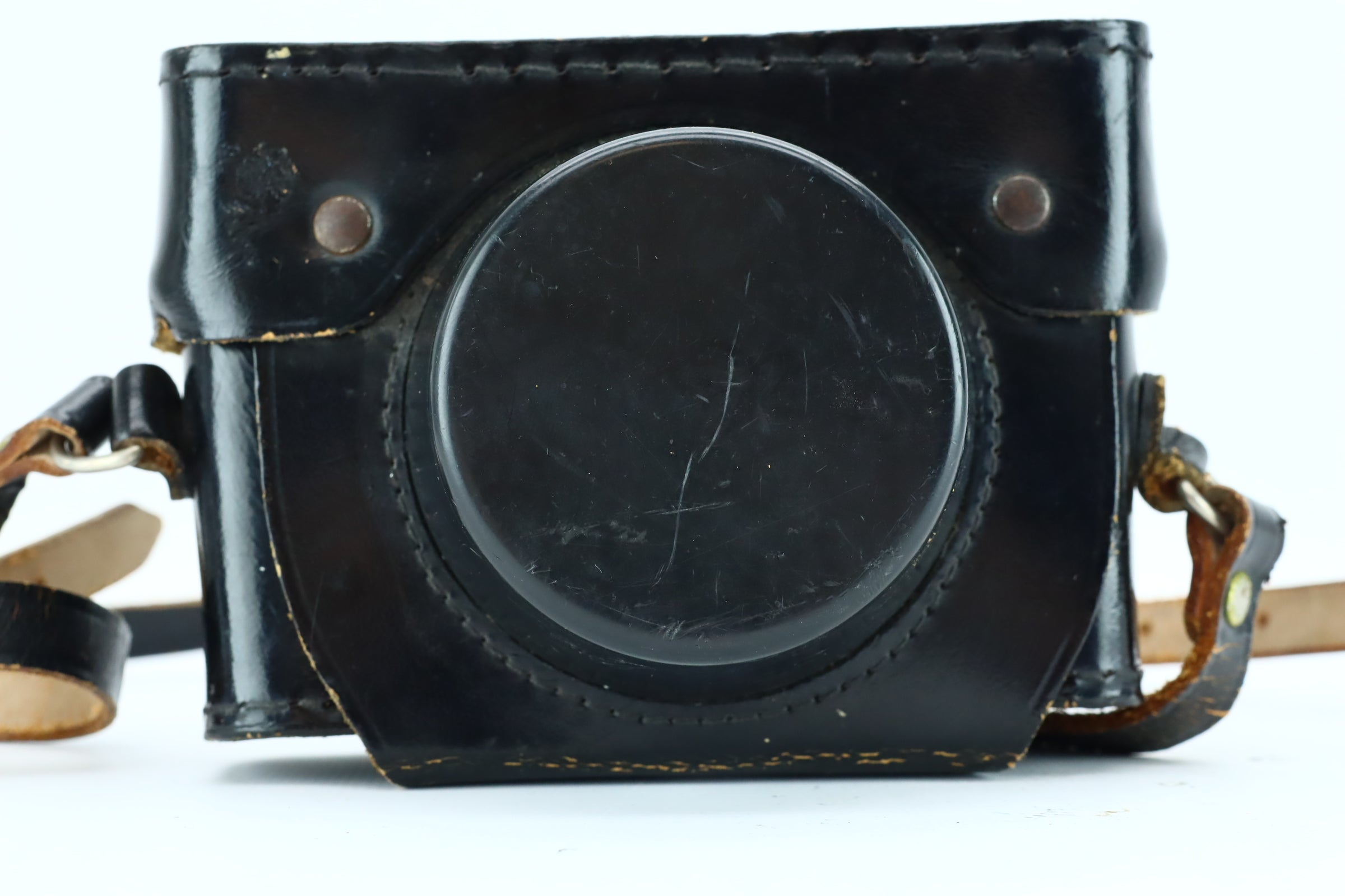 Revue 700 EL + Revuetar Automatic 38mm f/2.7 – Hard to Find Camera