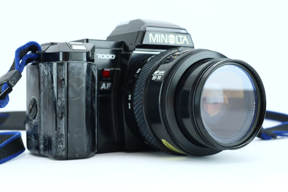 Minolta 7000 + Minolta AF Zoom 35–70mm f/4