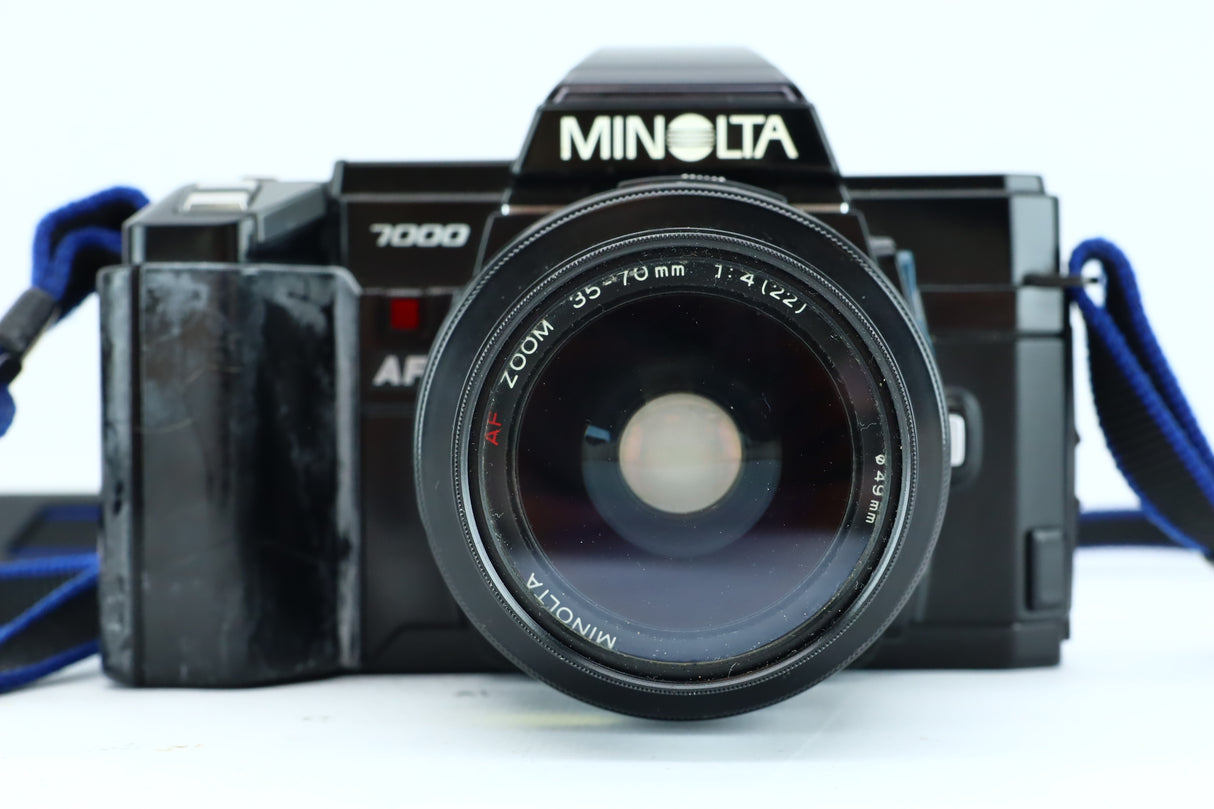 Minolta 7000 + Minolta AF Zoom 35–70mm f/4