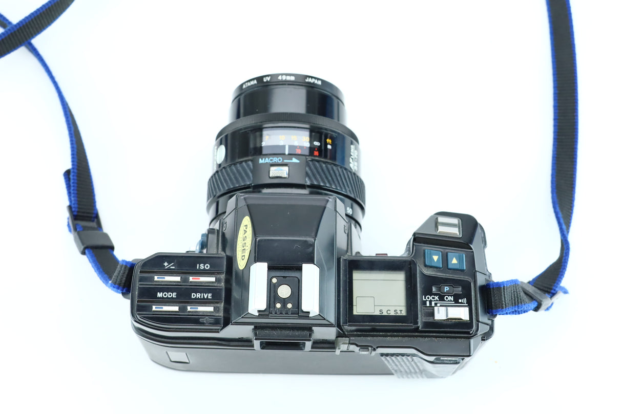 Minolta 7000 + Minolta AF Zoom 35–70mm f/4