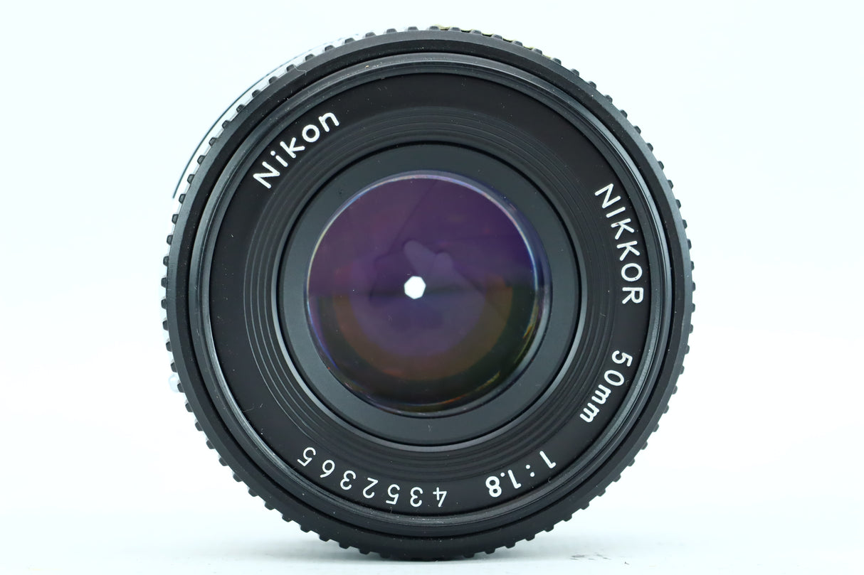 Nikon Nikkor 50mm f/1.8 (SN: 4352365)