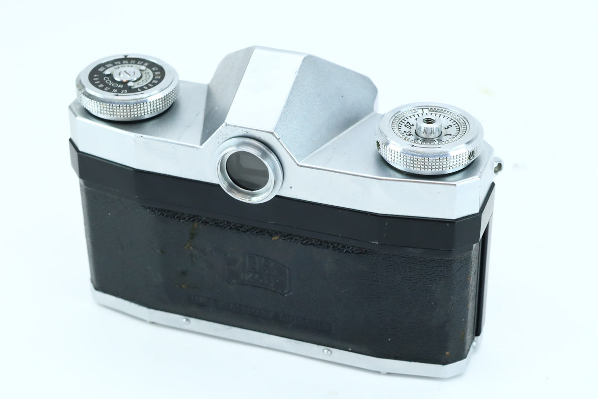 Zeiss Ikon Contaflex + Carl Zeiss Tessar 45mm f/2.8 (SN: 945484)