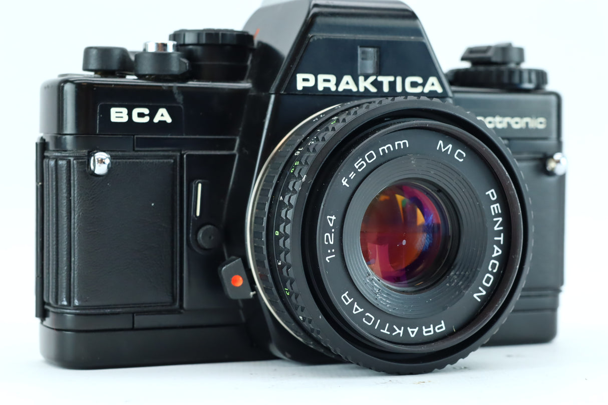 Praktica BCA electronic (SN: 9081800) + Pentacon Prakticar 50mm f/2.4 MC