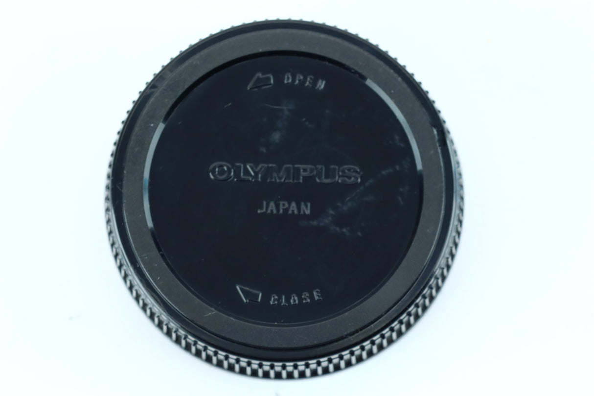 Olympus Auto-Zoom 35–105mm f/3.5–4.5