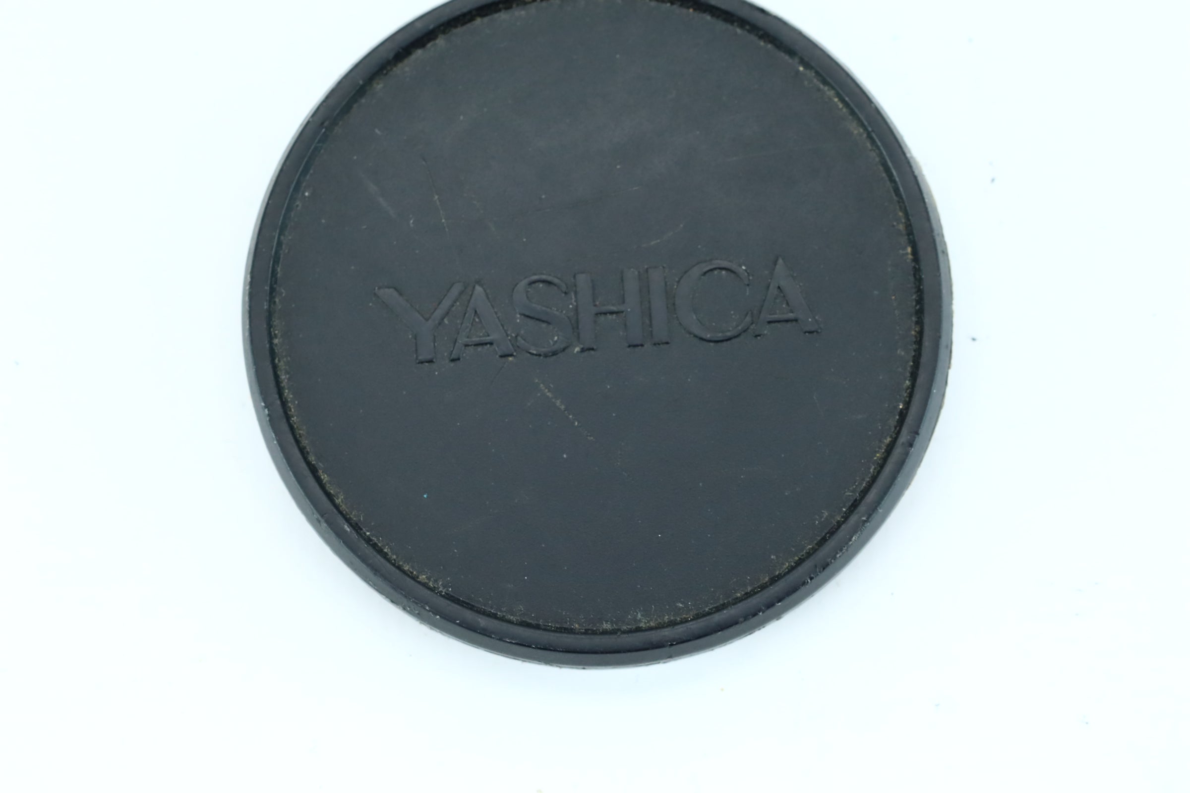 Yashica Electro 35 + Yashinon-DX 45mm f/1.7 – Hard to Find Camera