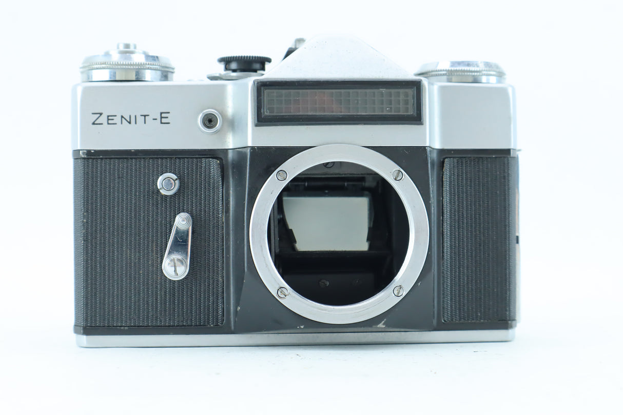 Zenit E 35mm SLR