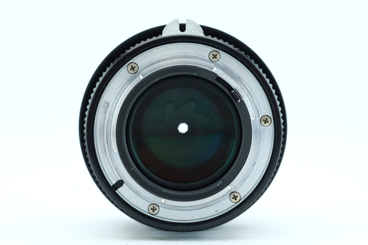 Nikon Nikkor 105mm f/2.5