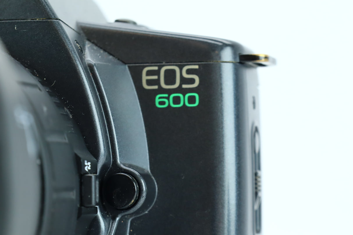 Canon EOS 600 + Sigma Zoom 18–35mm f/3.5–4.5