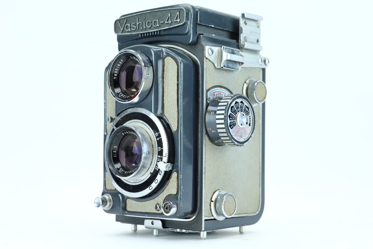 Yashica-44 + Yashikor 60mm f/3.5 – 4x4 Twin-Lens Reflex Camera for 127 Film