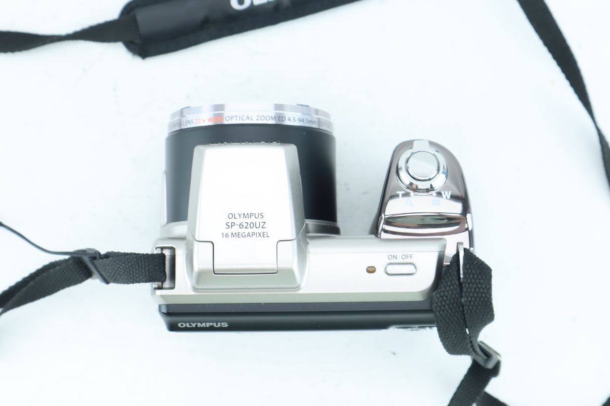 Olympus SP-620UZ