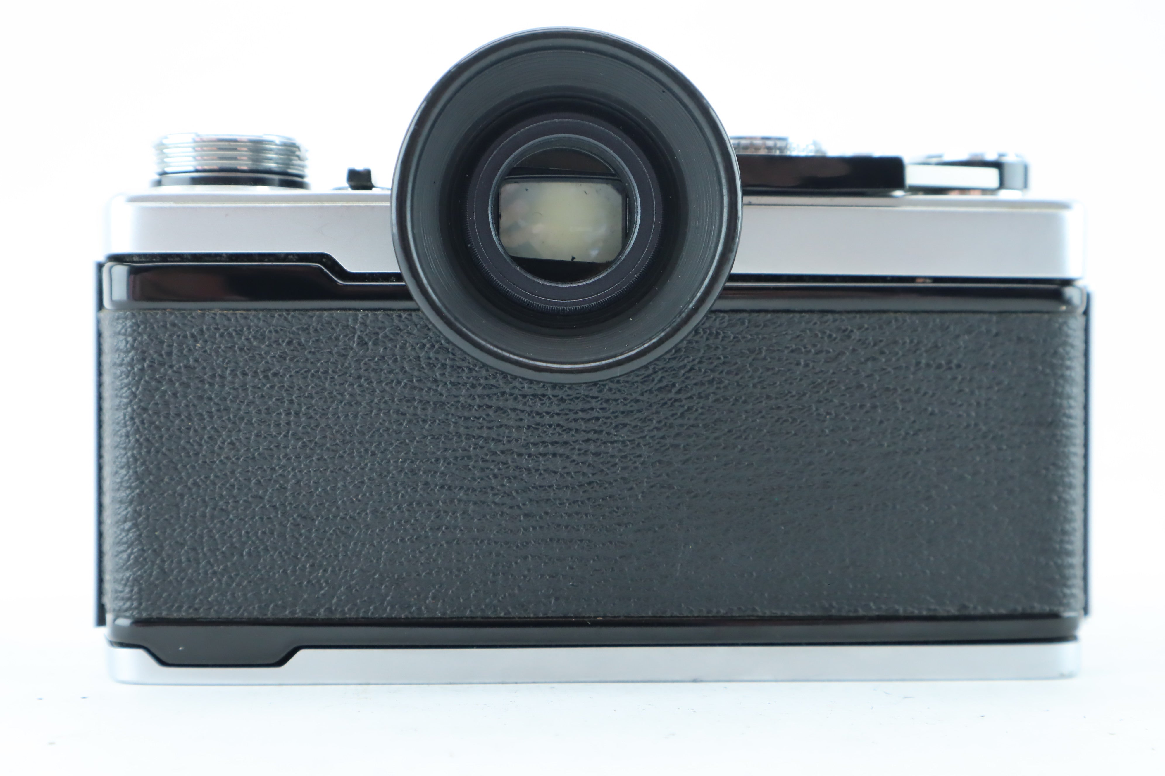 Olympus OM-1 + 35-70 4.0 – Hard to Find Camera Store