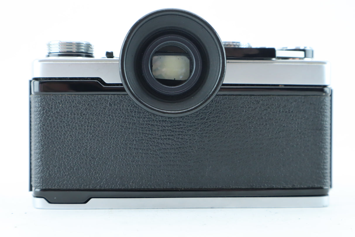 Olympus OM-1 + 35-70 4.0