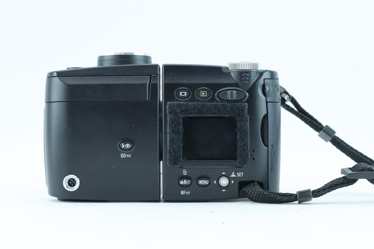 Nikon Coolpix 4500