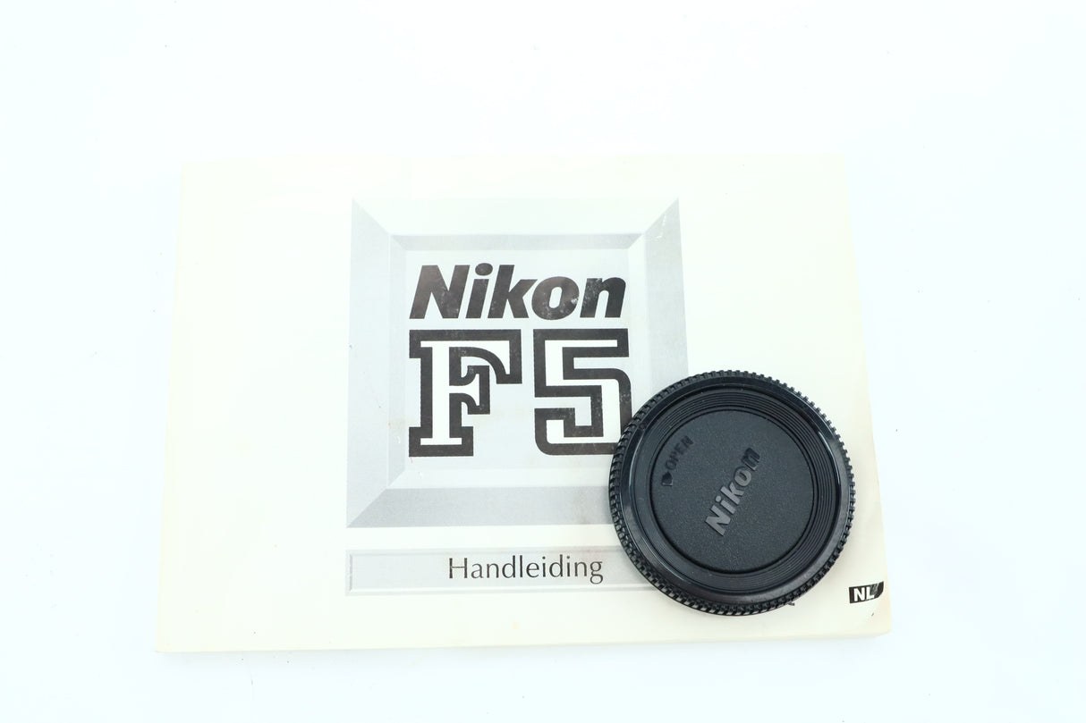 Nikon F5