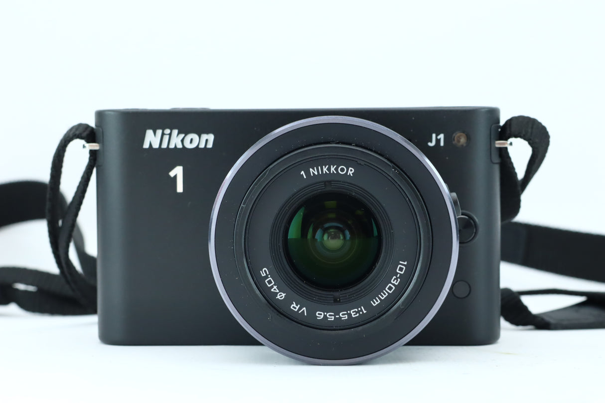 Nikon 1 with Nikkor 1 10–30mm f/3.5–5.6