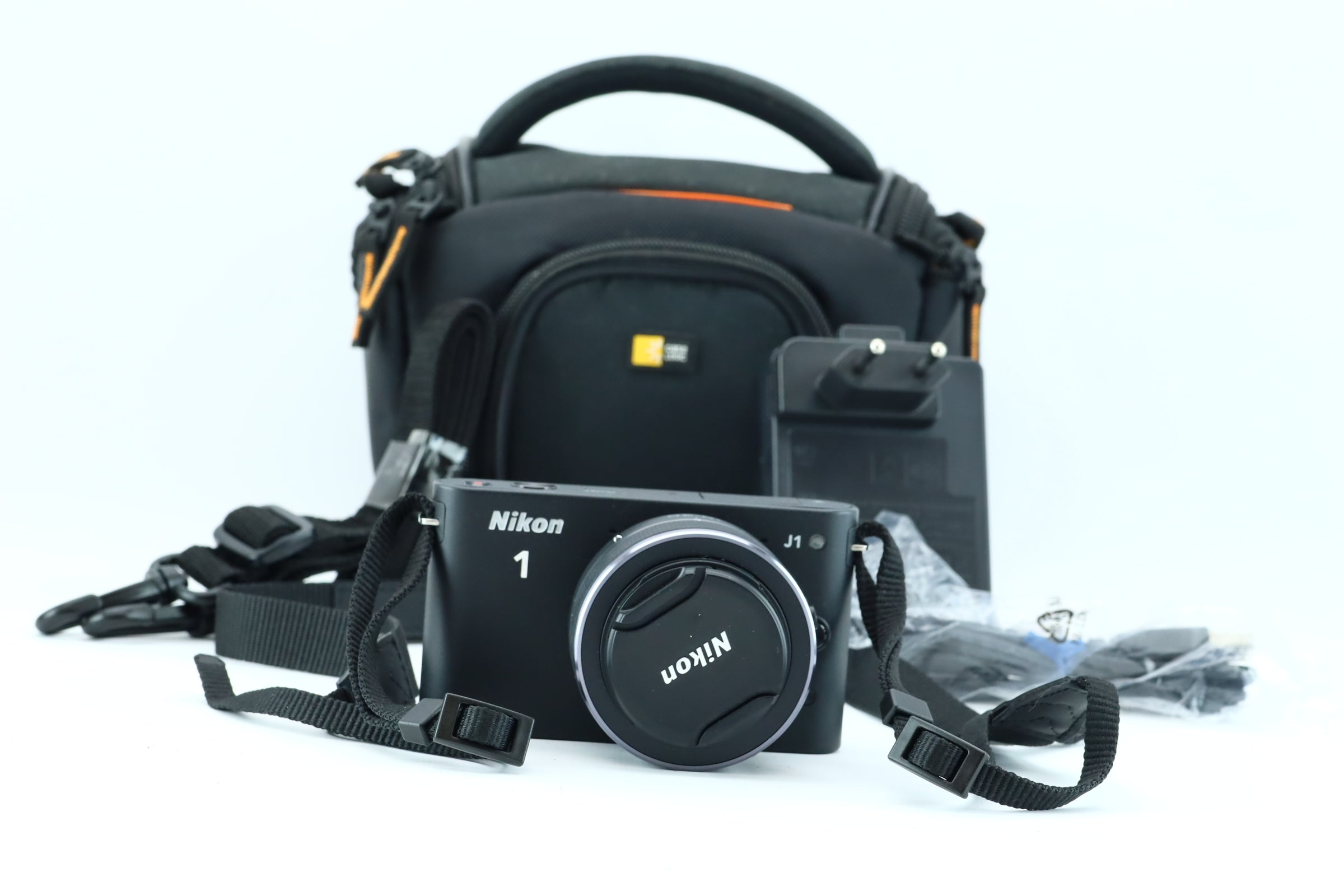 Nikon 1 J1 10-30mm f/3.5-5.6 VR ズームレンズキット ミラーレス