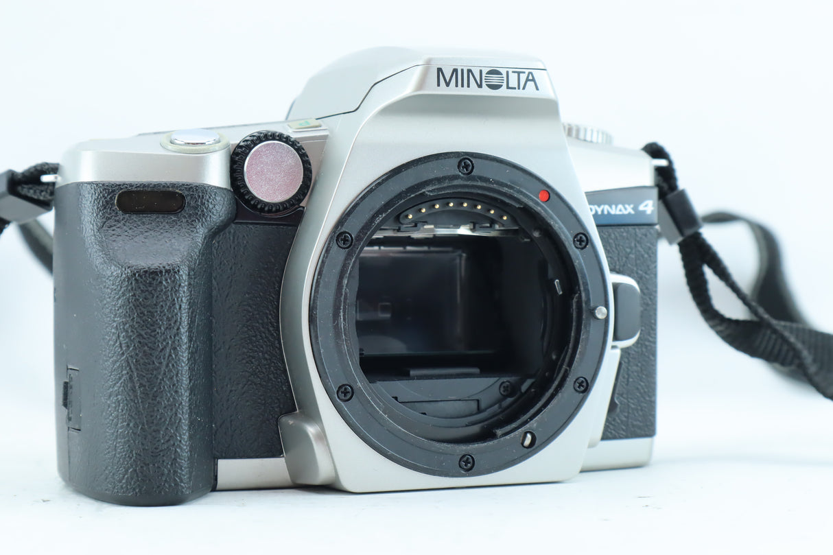 Minolta Dynax 4 35mm SLR