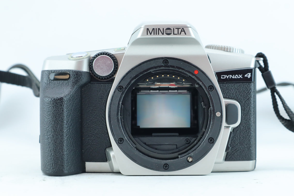 Minolta Dynax 4 35mm SLR