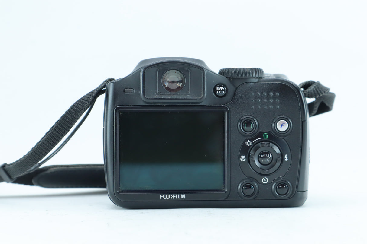 Fujifilm FinePix S5800