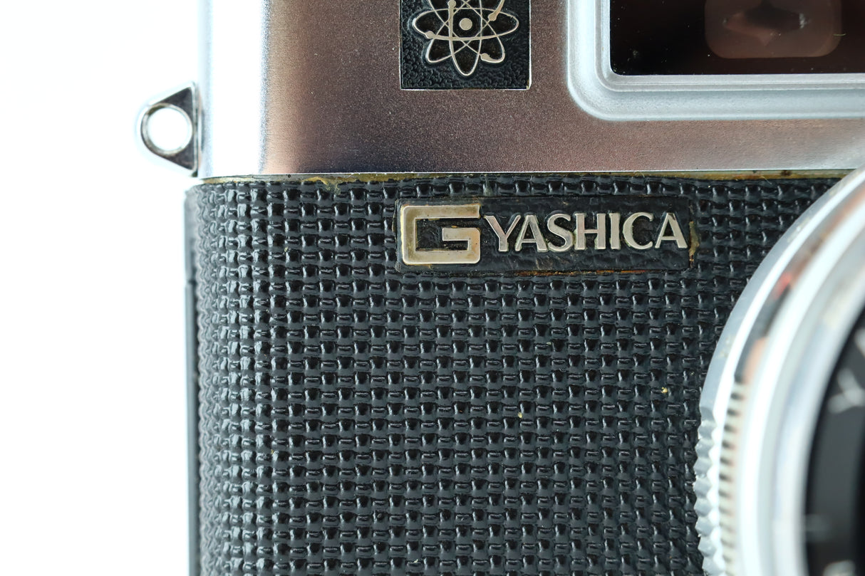 Yashica Electro 35 G with Yashinon-DX 45mm f/1.7