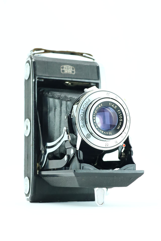 Zeiss Ikon Nettar with Prontor-S Novar-Anastigmat 1:4,5 f=105mm