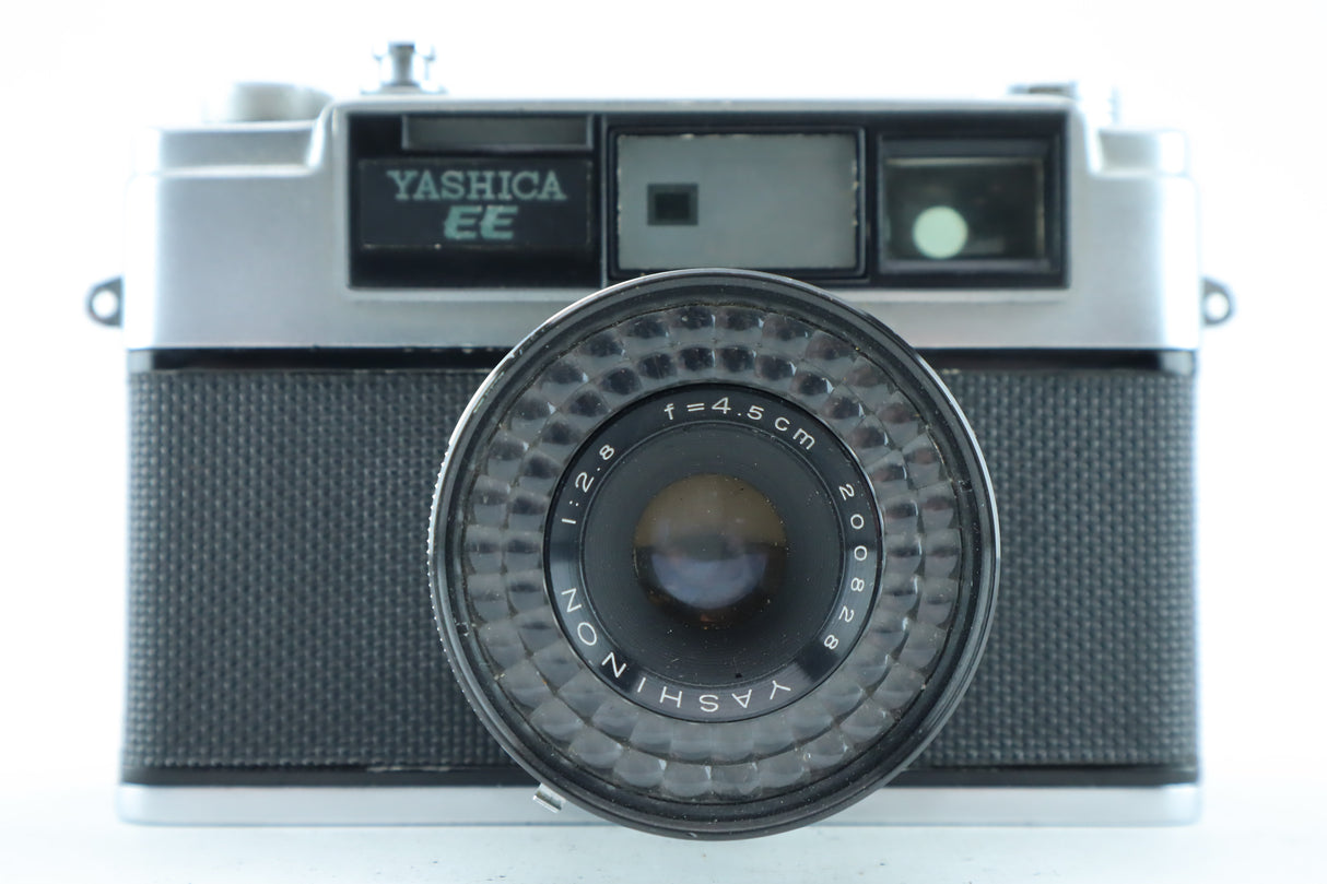 Yashica EE with Yahinon 2,8/4,5cm