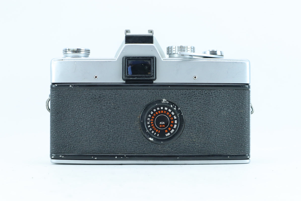 Minolta SRT 101 35mm SLR