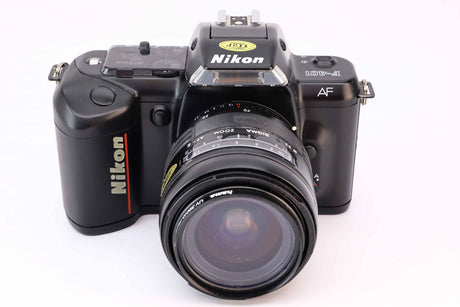 Nikon F-401 + 28-70 mm