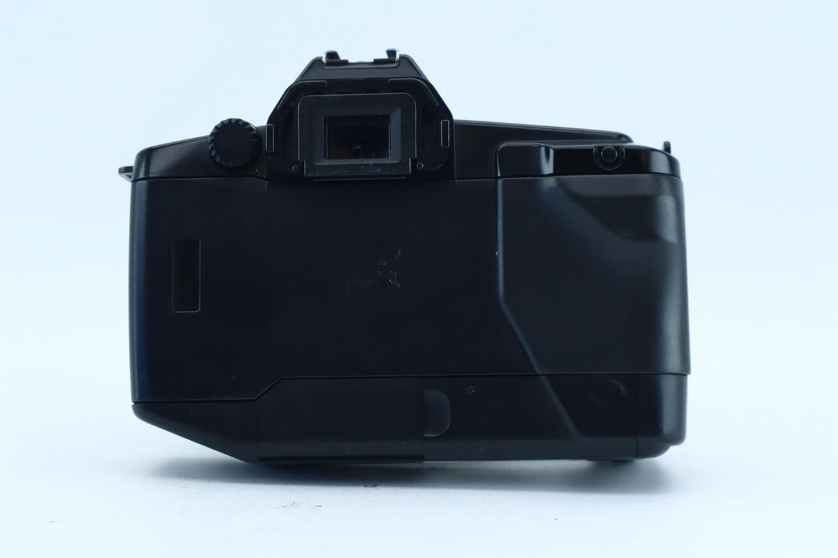 Canon EOS 650 + Canon EF 28–90mm f/4–5.6