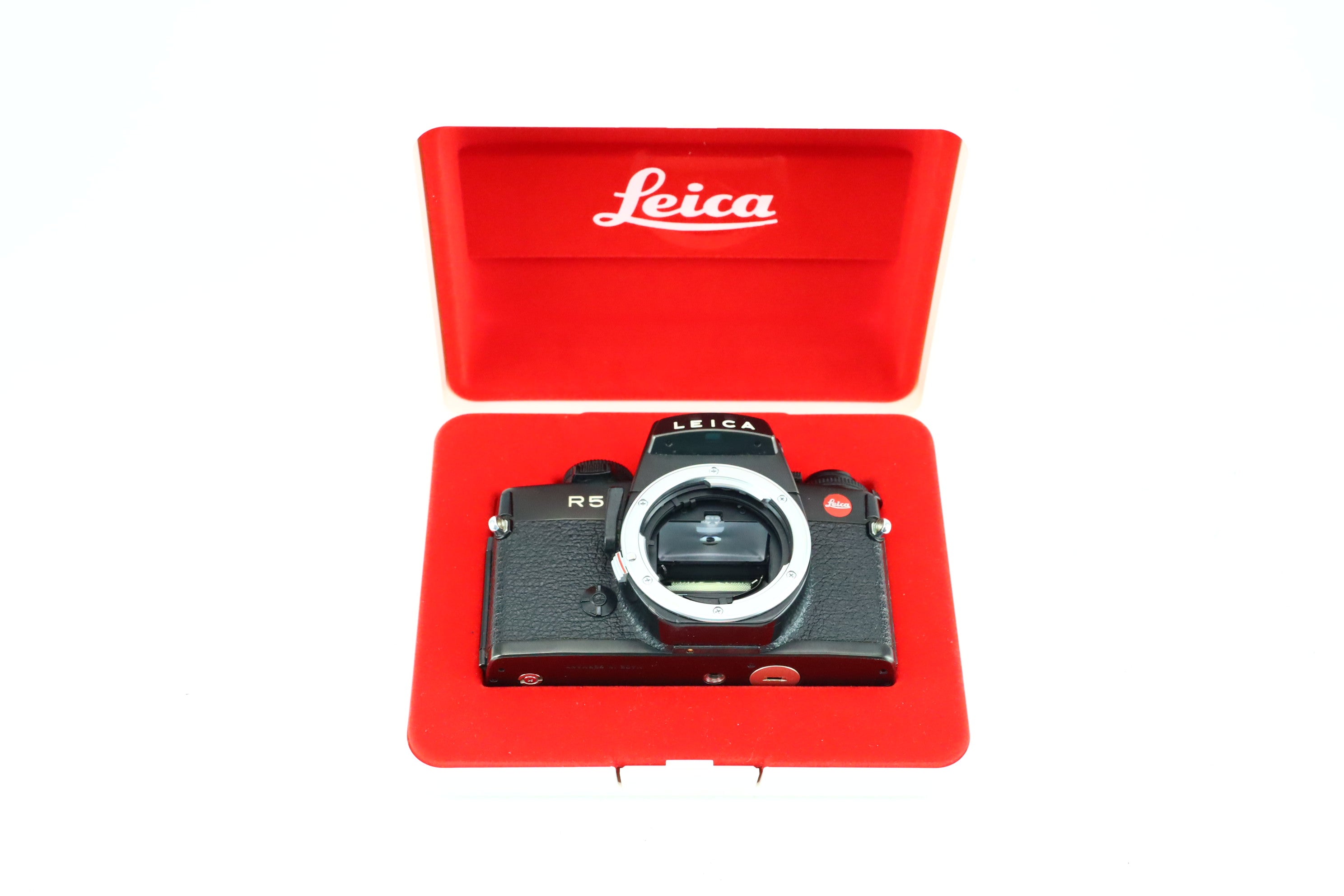 Leica R5 body – Hard to Find Camera Store
