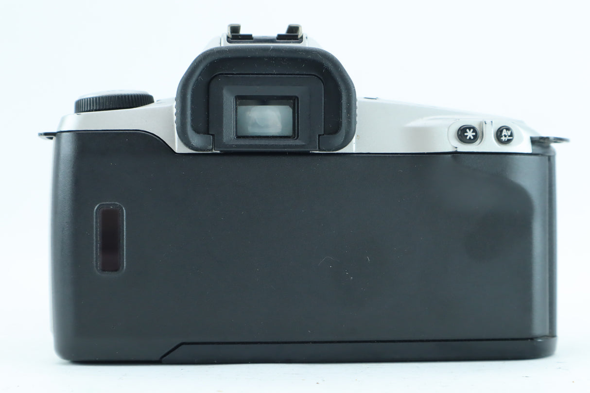 Canon EOS 500N 35mm SLR Kit with EF 28-80mm f/3.5-5.6