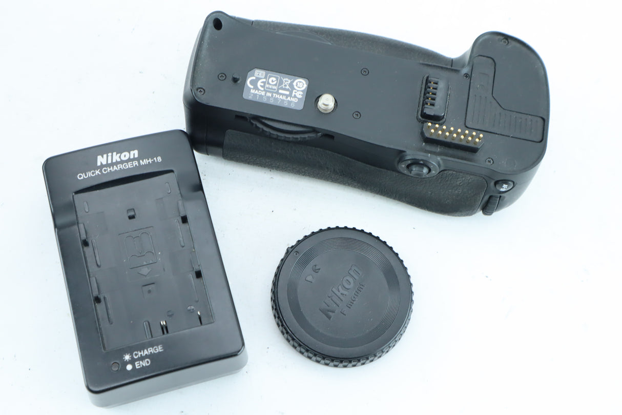 Nikon D300S with Nikon Battery Pack MB-D10