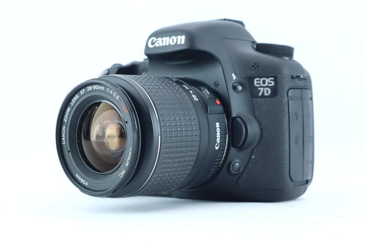 Canon EOS 7D with Canon EF 28–90mm f/4–5.6 Zoom Lens