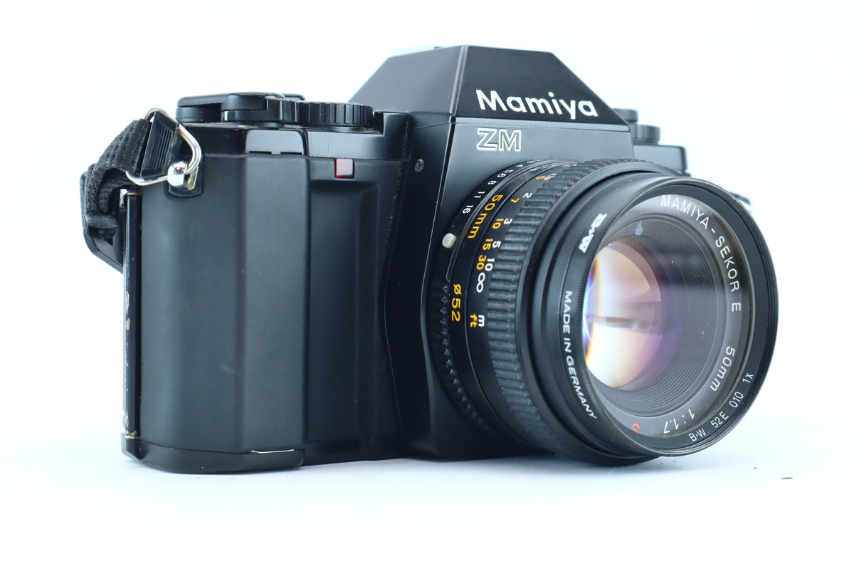 amiya ZM Quartz with Mamiya-Sekor E 50mm f/1.7 Lens