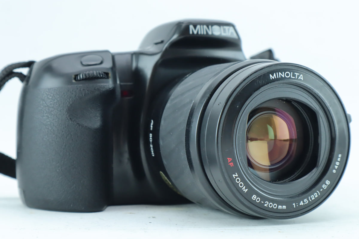 Minolta Dynax 500si 35mm SLR Kit with AF Zoom 80-200mm f/4.5-5.6