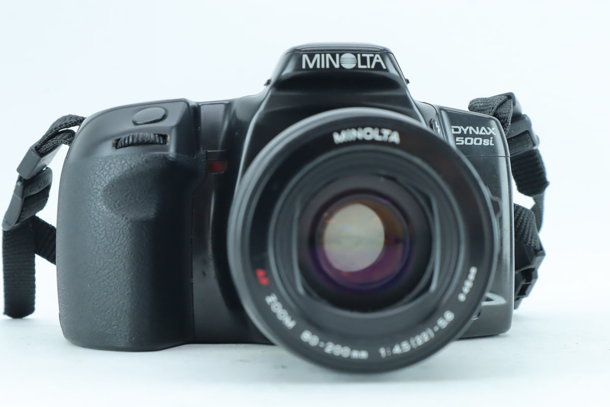 Minolta Dynax 500si 35mm SLR Kit with AF Zoom 80-200mm f/4.5-5.6